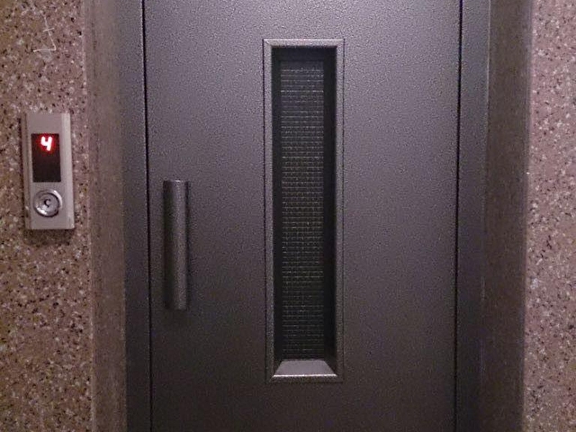 Rnkdan Halide Edipte Tanır Sokakta 1+1 Kiracılı Kot 2 Daire