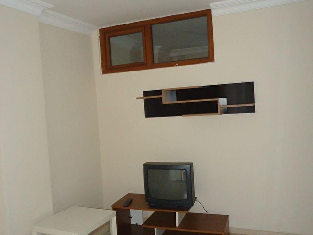 Rnkdan Halide Edipte Tanır Sokakta 1+1 Kiracılı Kot 2 Daire