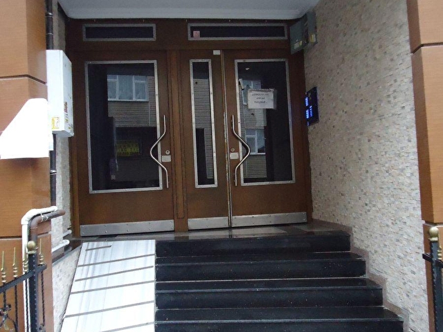 Rnkdan Halide Edipte Tanır Sokakta 1+1 Kiracılı Kot 2 Daire