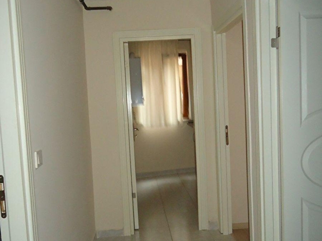 Rnkdan Halide Edipte Tanır Sokakta 1+1 Kiracılı Kot 2 Daire