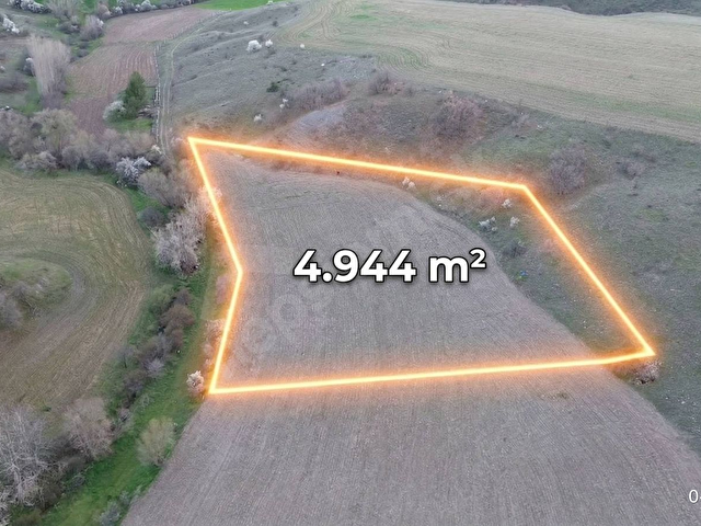 Bölgenin En Uygunu Kazan Akçaörende Yola Cepheli, Su Yanında 5.000 m² Tek Tapu Fiyat Performans Yer - Görsel 2