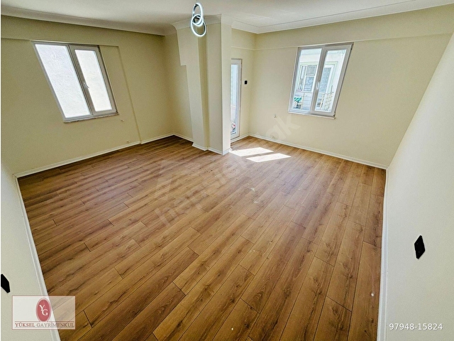 YÜKSELDEN AKÇAYDA PAZARA DENİZE ÇOK YAKIN İÇİ YAPILI 2+1 DAİRE - Görsel 6