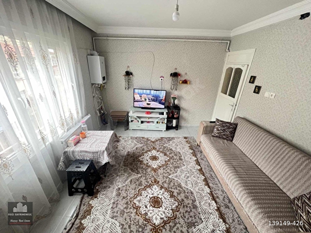 EKİCİDEN MİMAR SİNANDA ARA KAT 2+0 KOMBİLİ KATTAN BÖLME DAİRE - Görsel 5
