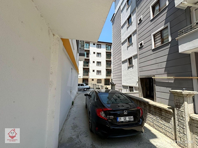 Körfez Tramway Durağına 250 Mtr Mesafede Kiralık Eşyalı1+1 Daire - Görsel 9