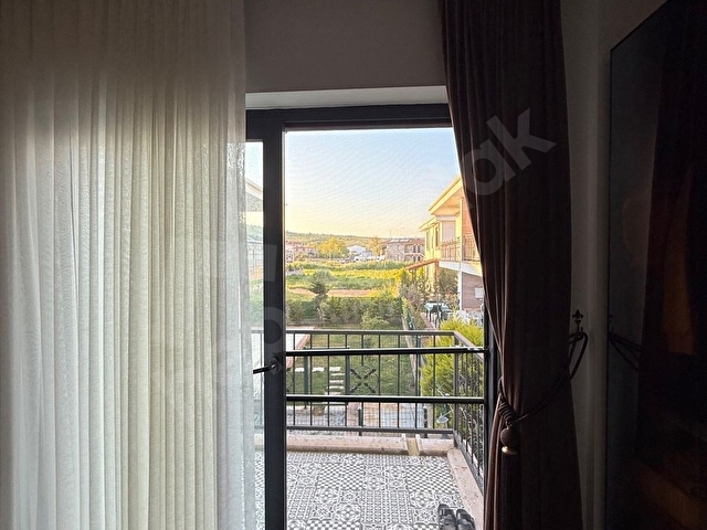 Havuzlu sitede taş ev fırsatı - Görsel 7