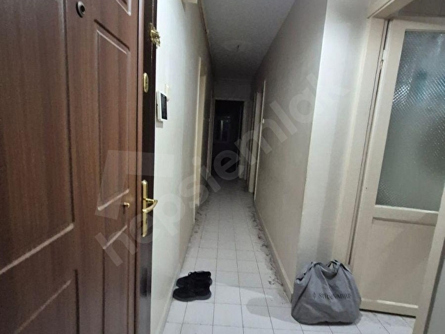 BAHÇELİEVLER YAYLA CAMİ YAKIN 3+1 120M2 1.KAT KENTSELE GİRMİŞ KAROT ALINMIŞ MUTAHİT 1250.000TL ÖDEME - Görsel 13