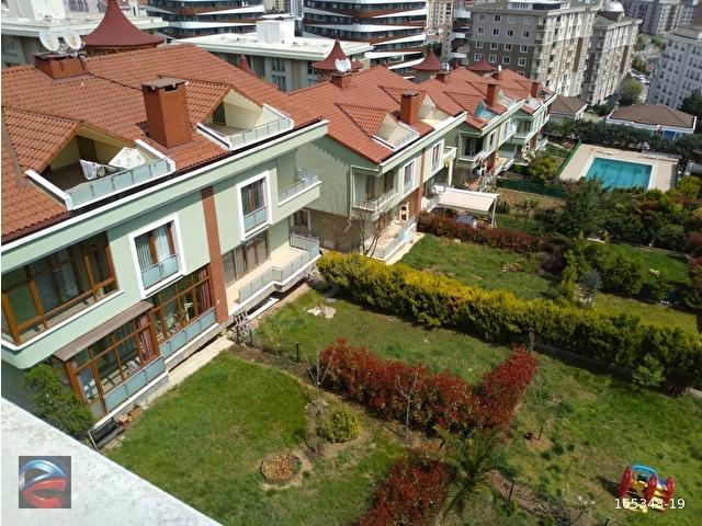Kiralık Bahçeli 6+2 Villa Pendik çamlık Mah. Net 240M2-3 Katlı