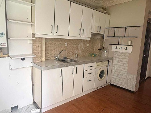 ADIM GAYRİMENKUL/BAHÇELİEVLER mh BALKONLU MUTFAK AYRI 60m2 1+1 - Görsel 10