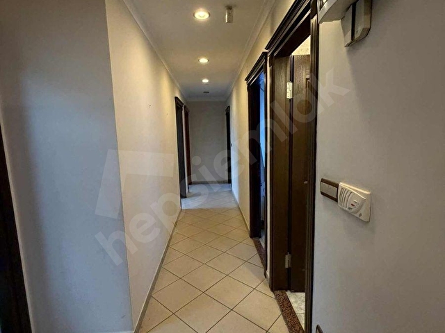 ÜMRANİYE MERKEZDE METROYA KOMŞU SATILIK OFİS KATI MANZARALI - Görsel 3