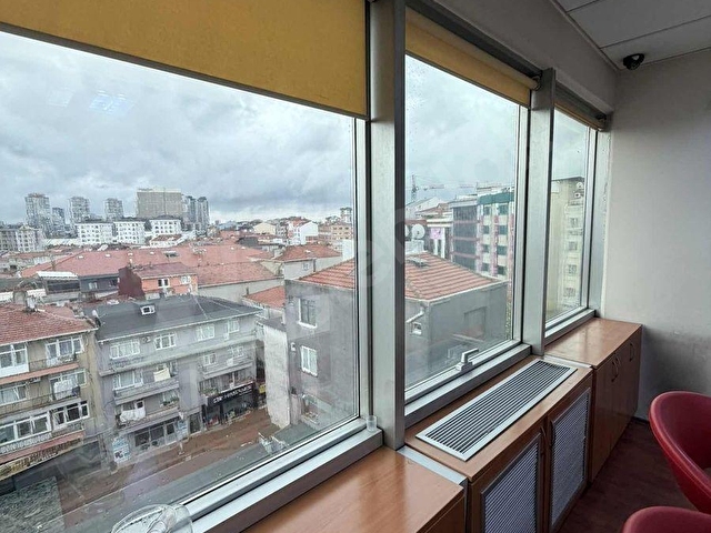 ÜMRANİYE MERKEZDE METROYA KOMŞU SATILIK OFİS KATI MANZARALI - Görsel 9