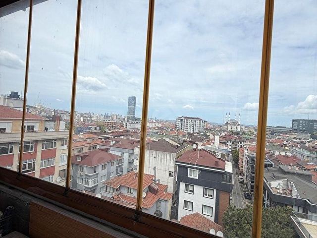 ÜMRANİYE MERKEZDE METROYA KOMŞU SATILIK OFİS KATI MANZARALI - Görsel 19