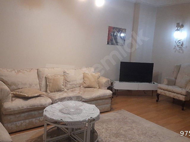 AKYÜZ SOKAKTA, 2+1, KATTA, KOMBİLİ, MOBİLYALI DAİRE...