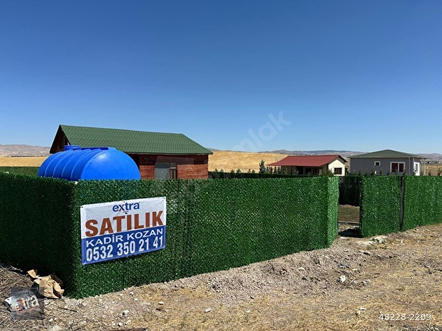 Gölbaşı Karşıyakada 400 m² Bahçe + 60 m² Ahşap Ev