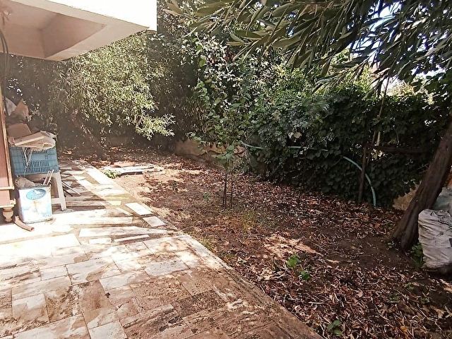 Ayvalık Çamlıkda 220 m2 bahçe içinde 80m2 kullanımlı 3+1müstakil villa - Görsel 10