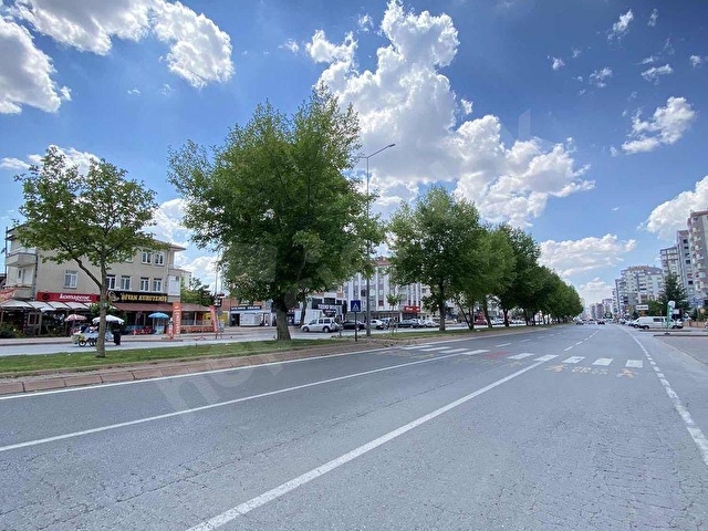 SAFİR`DEN KOCASİNAN BAĞDAT CADDESİN`DE FIRSAT DAİRESİ - Görsel 2