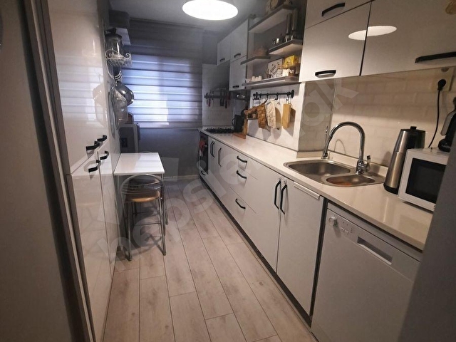 İZMAX-4 DEN CADDE ÜSTÜ OTOPARK ASANSÖR MODERN ARA KAT - Görsel 3