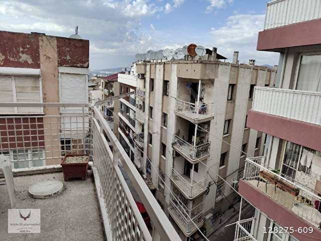 Üçyol metro yakını ferah güzel daire - Görsel 12