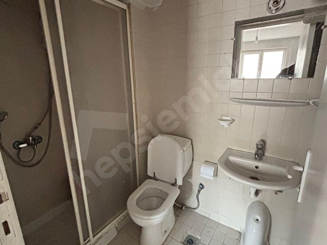KIZILAY ADAKALEDE KİRALIK İŞYERİ- BÜRO - OFİS 2+1 - Görsel 12