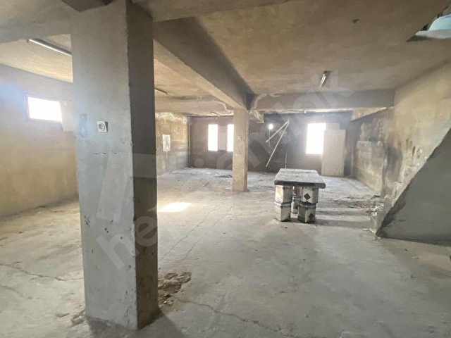 KARABAĞLAR SANAYİDE KİRALIK 2 KATLI DÜKKAN 200 m2 - Görsel 5
