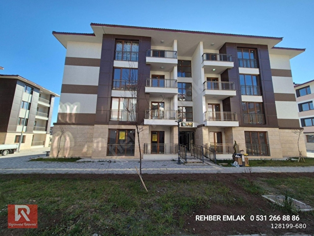 REHBER EMLAK KIZILAY YENİ TOKİDEN ZEMİN KAT 2+1 KİRALIK DAİRE