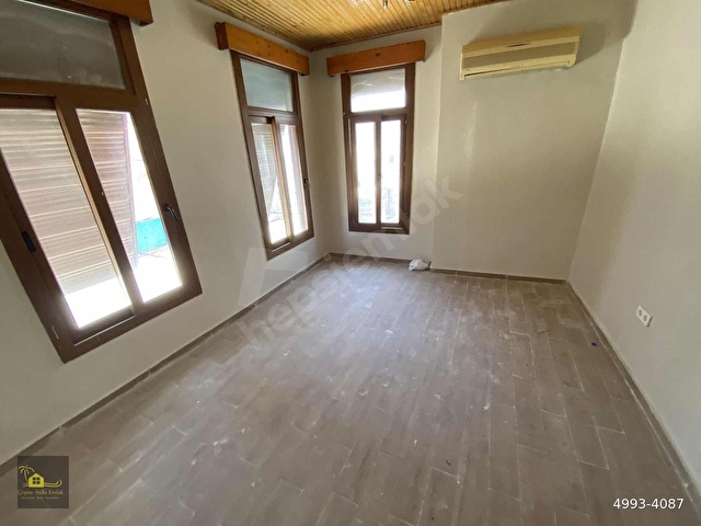 Çeşme Kiralık 3+1 Eşyasız - Görsel 10