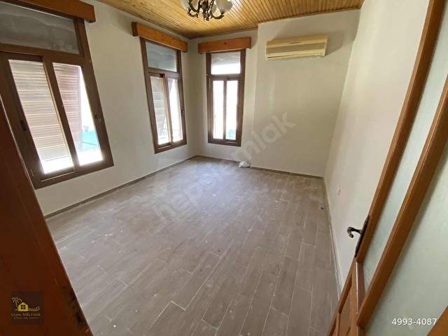 Çeşme Kiralık 3+1 Eşyasız - Görsel 11
