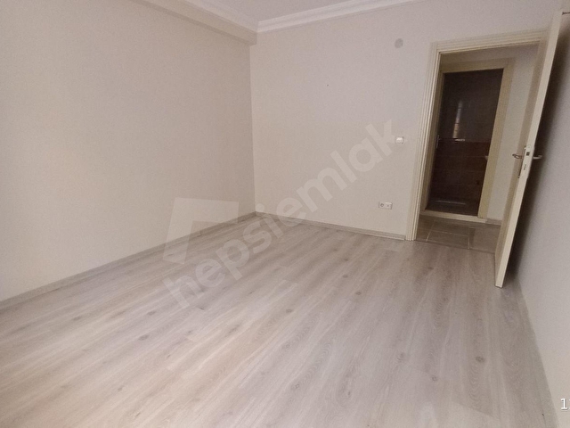 ÇEKMEKÖY MEHMET AKİF MERKEZİ KONUMDA KİRALIK 2+1 DAİRE - Görsel 6