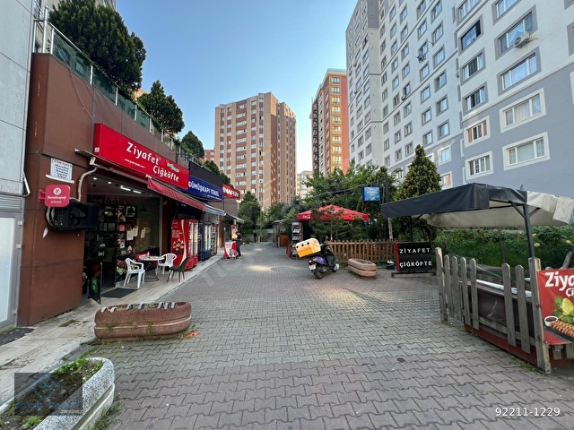 Beylikdüzü Barış Mah. 45m² Hazır Kurulu Devren Kiralık Dükkan - Görsel 2