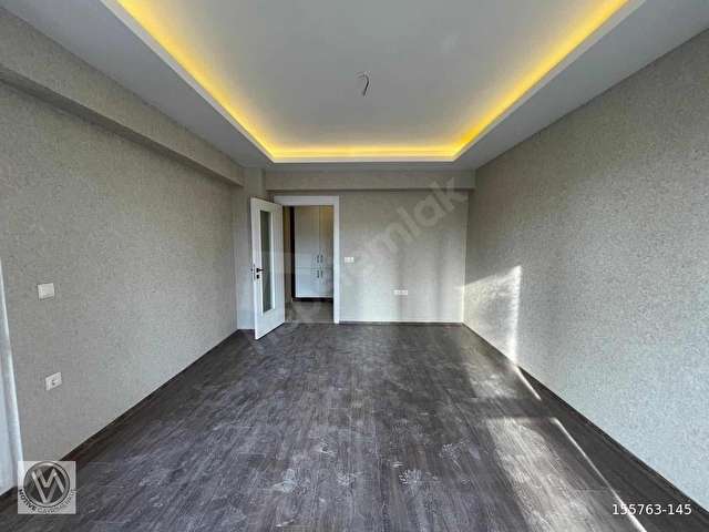 BEŞTEPEDE SATILIK 2.5+1 OTURUMA HAZIR DAİRE - Görsel 8