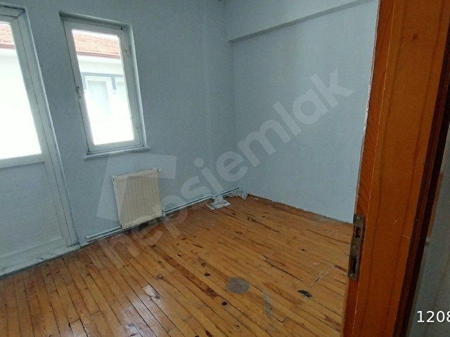 Çarşı İçinde 2+1 Kiralık Daire - Görsel 4