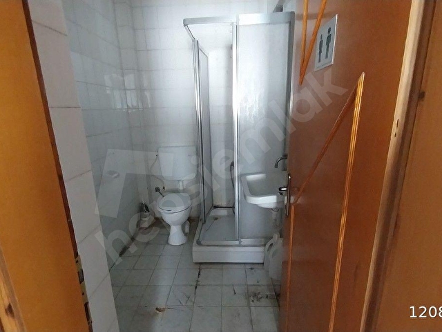 Çarşı İçinde 2+1 Kiralık Daire - Görsel 8