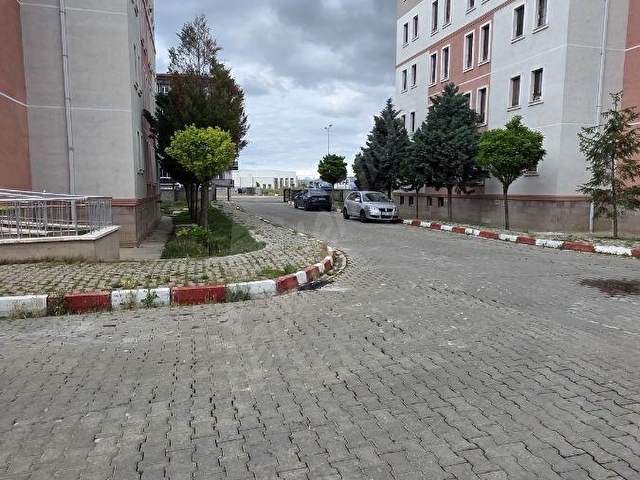 İDEALDEN OTOGAR TOKİ KONUTLARINDA ÖZEL YAPIM SATILIK 2+1 DAİRE - Görsel 2