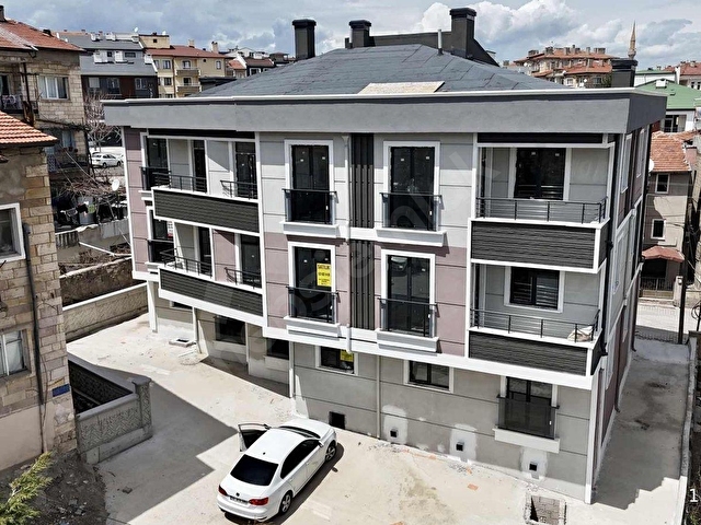 VERAdan ÇARŞI MERKEZ EMEK MAH. ANAHTAR TESLİM LÜKS 1+1 DAİRE