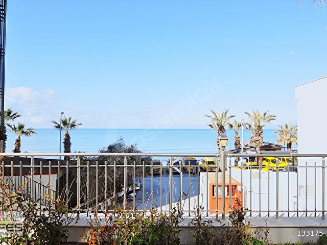 KUŞADASI KADINLAR DENİZİNDE SATILIK 1+1 REZİDANS DAİRE - Görsel 4