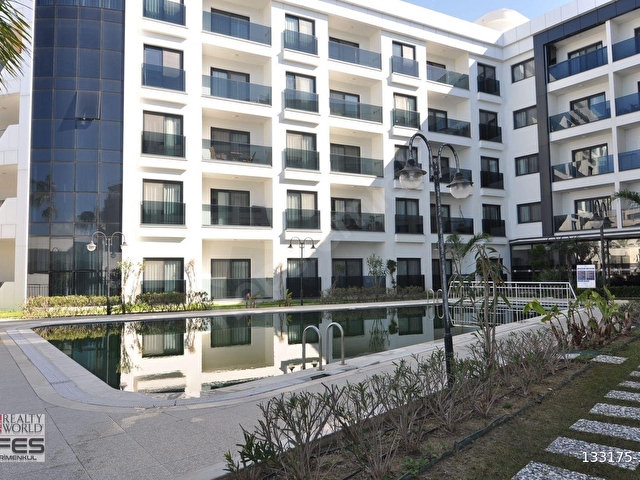 KUŞADASI KADINLAR DENİZİNDE SATILIK 1+1 REZİDANS DAİRE - Görsel 3