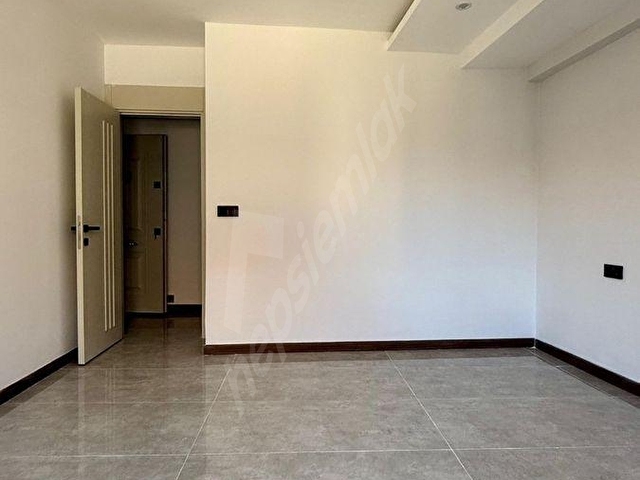 KIBRIS ŞEHİTLERDE SATILIK (3., KAT SIFIR) 2+1 - 110m2 DAİRE - Görsel 17