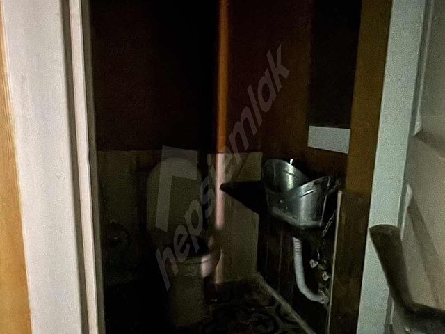 BALATTA YILDIRIM CADDESİNDE DENİZ MANZARALI SATILIK TARİHİ ESER - Görsel 13