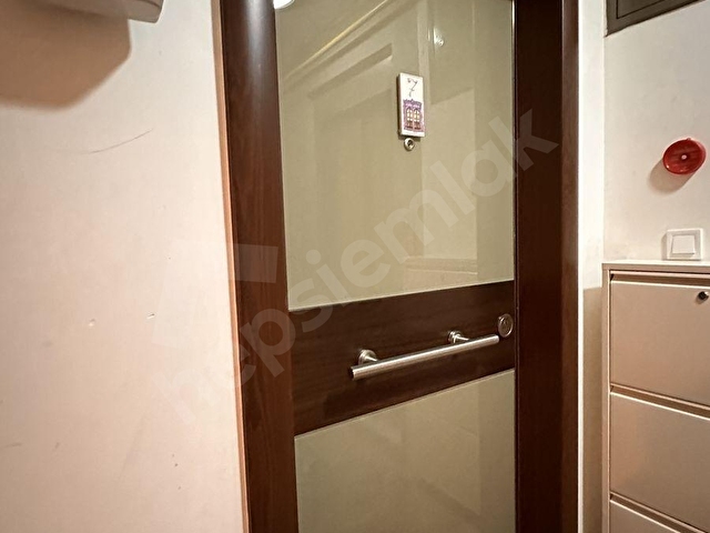 EKİP EMLAK; TRAMVAY ALTI, ÇİFT BALKON, LÜKS, EŞYALI KİRALIK 1+1 - Görsel 23