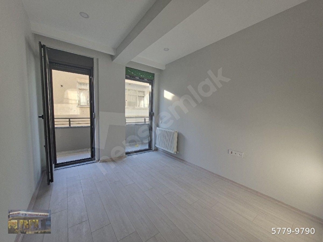 GENÇLİK EN GENİŞ SALONLU 2+1 SIFIR DAİRE ARA KATTA KOMBİLİ - Görsel 8