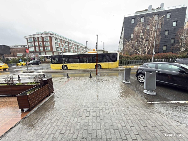 TEK YETKİ İstanbul Cad. Köşe Başında Her İşe Uygun Nadir Dükkan - Görsel 12