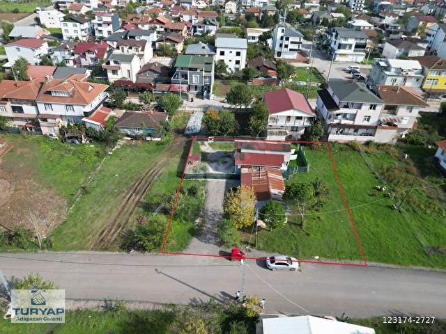 1000 M2 KONUT İMARLI ARSA VE 2 ADET YAPI - Görsel 4