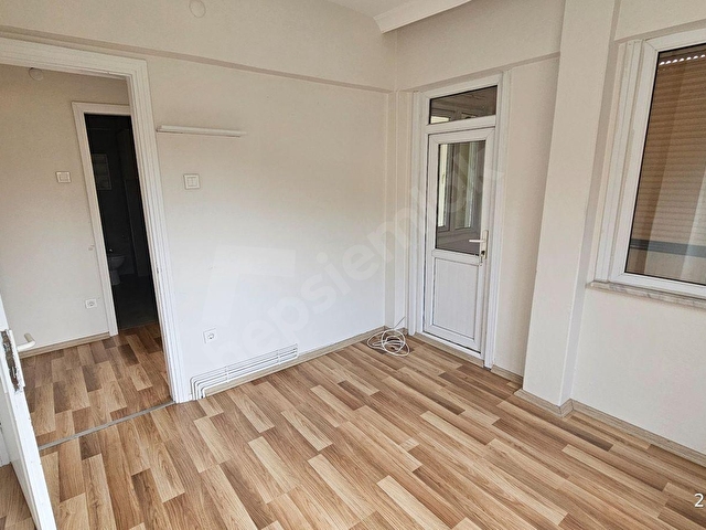BEYKOZ MERKEZDE İÇİ YENİLENMİŞ, KISMİ DENİZ MANZARALI,  2+1 ARAKAT DAİRE - Görsel 10