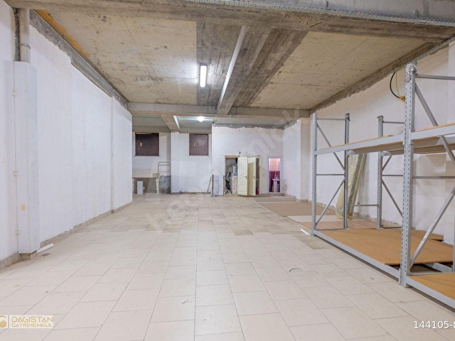 SEFAKÖYDE DEPOLAMA, İMALATHANE VE E-TİCARETE UYGUN 700M2 İŞ YERİ - Görsel 2