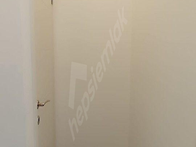 MÜRSEL ULUÇ 948. CADDEDE SATILIK OFİS NET 20 m2, ÖZEL YAPIM, TESLİME HAZIR - Görsel 25