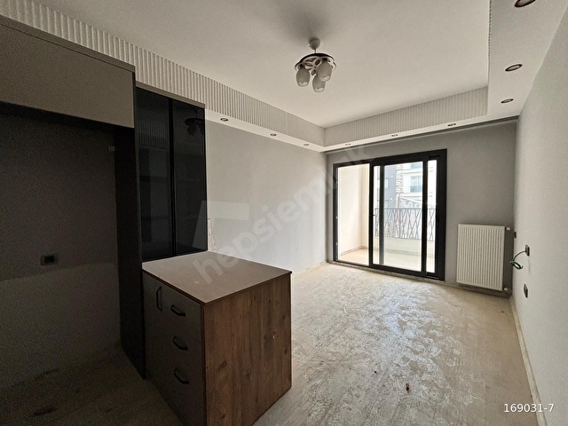 TEK BLOK DENİZE YAKIN ŞEHİR MANZARALI 2+1 SATILIK DAİRE - Görsel 4