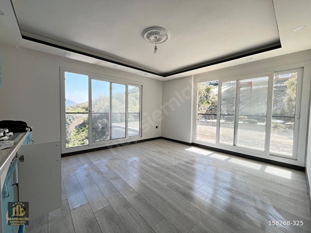 ELVAN ÖZÇELİDEN GÜMÜŞLÜKDE SATILIK 1+1 DAİRE - Görsel 3
