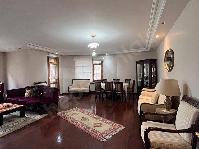 Durudan Çamlık Sahilde 4+1 220m2 Çok Geniş Ferah Daire!!! - Görsel 3