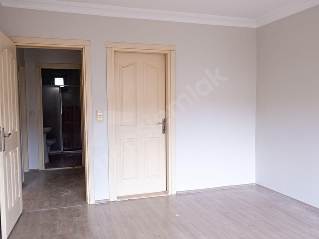 MUĞLA ORTACADA HAVUZLU SİTEDE 3+1 KİRALIK VİLLA - Görsel 29