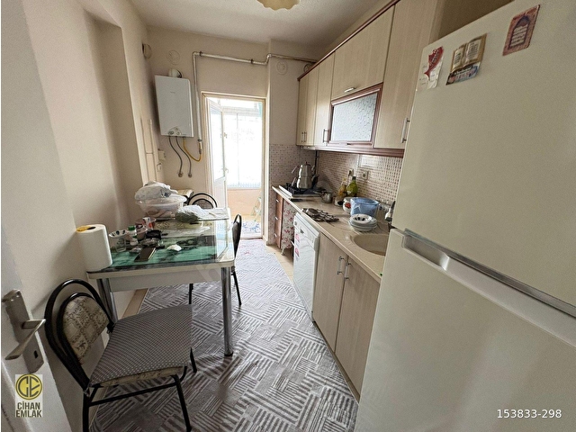 CİHAN EMLAK ZİRVEKENTTE CADDEDE KATTA ÖNÜ AÇIK SATILIK 2+1 DAİRE - Görsel 10