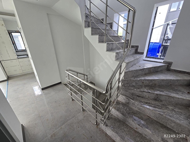 BÖLGENİN EN GÜZEL KONUMU KÖŞE BAŞI 5+2 ÇİFT TERAS BALKON 3 KAT - Görsel 10